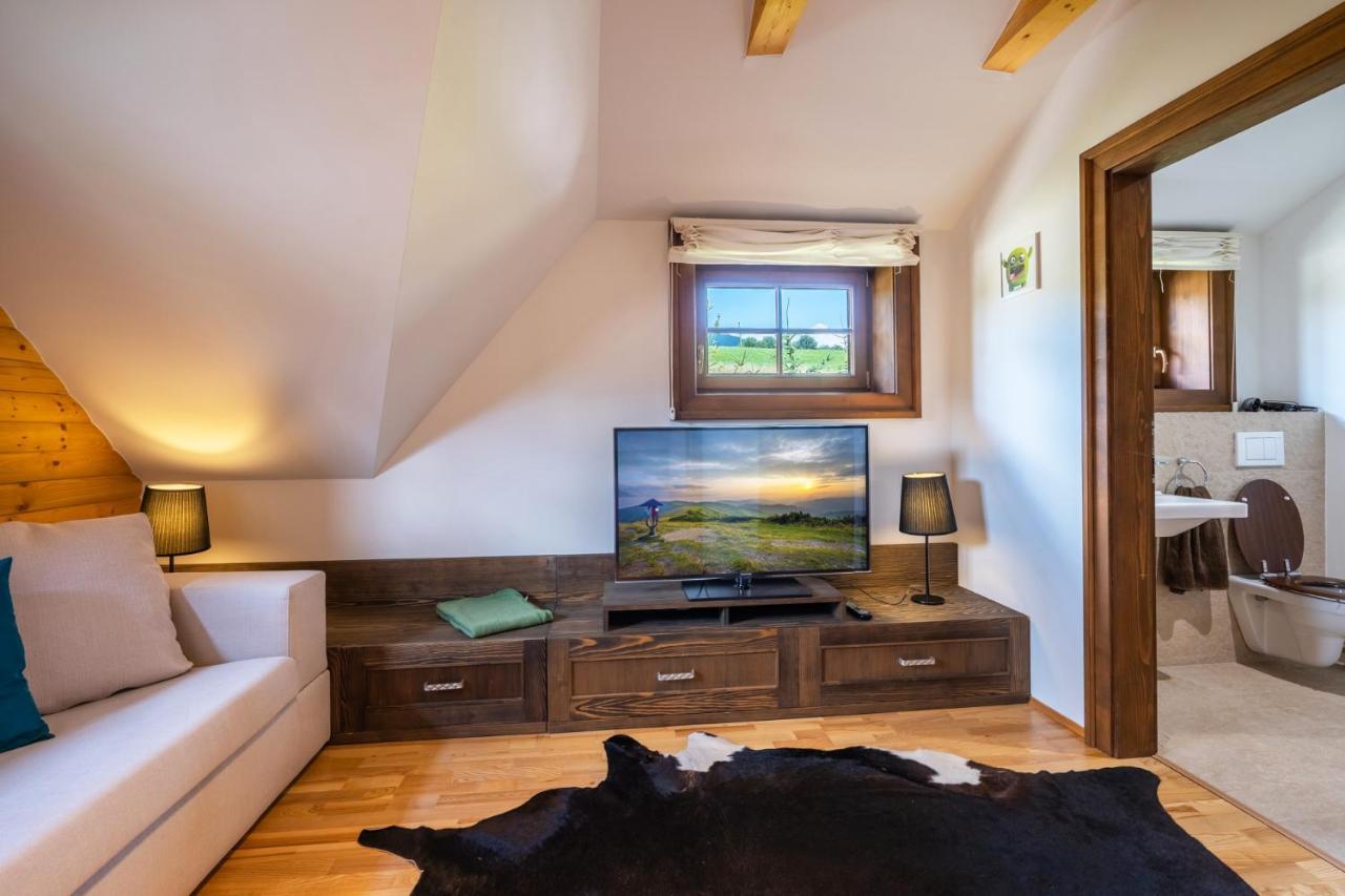 Wellness Drevenica Zuberec, 3 Apartmany, 2 Studia, Tatranske Stity Z Terasy Exteriér fotografie